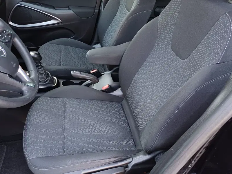 Opel Crossland X usata a Modena (11)