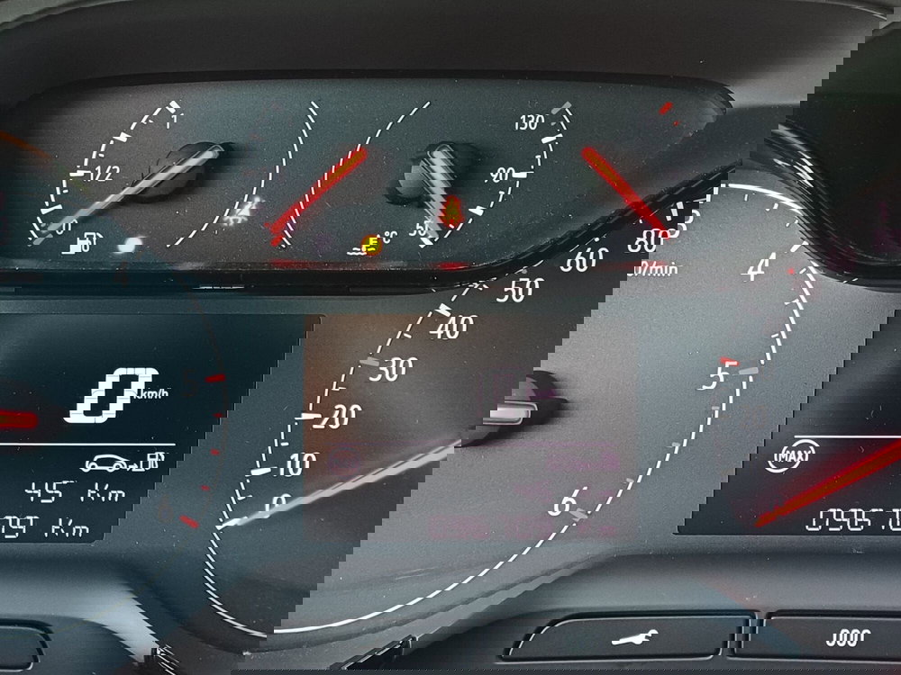 Opel Crossland X usata a Modena (13)