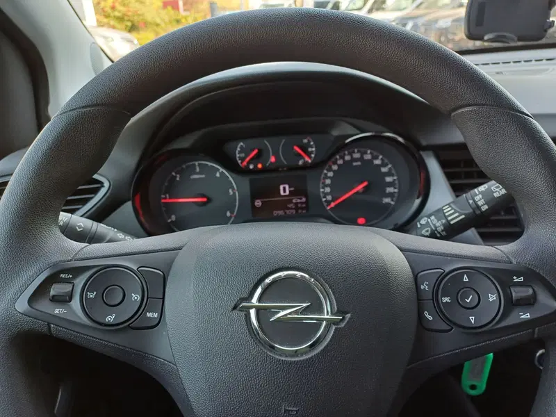 Opel Crossland X usata a Modena (14)