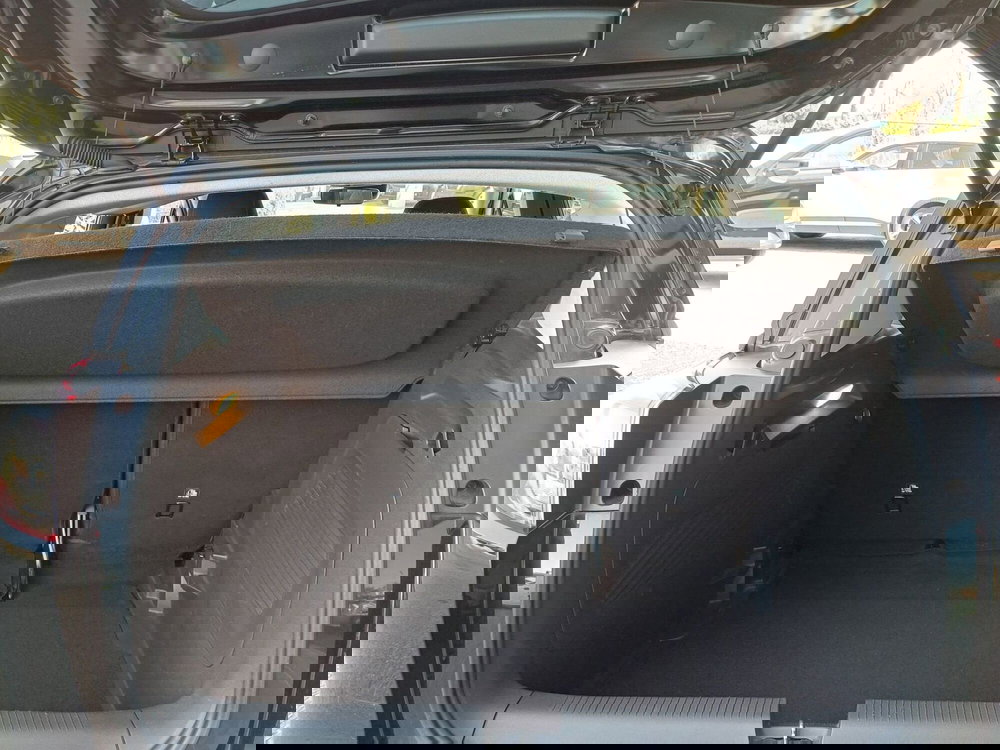 Opel Crossland X usata a Modena (9)