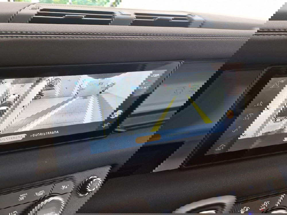 Land Rover Defender usata a Verbano Cusio Ossola (15)