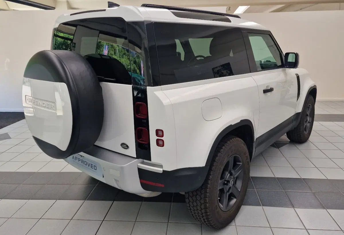 Land Rover Defender usata a Verbano Cusio Ossola (2)