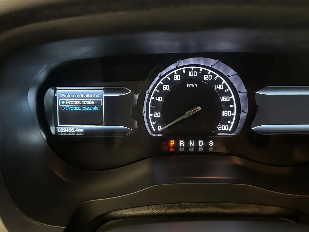 Ford Ranger Pick-up usata a Novara (19)