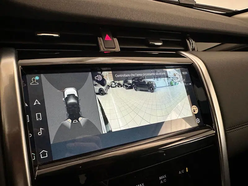 Land Rover Discovery Sport usata a Novara (11)