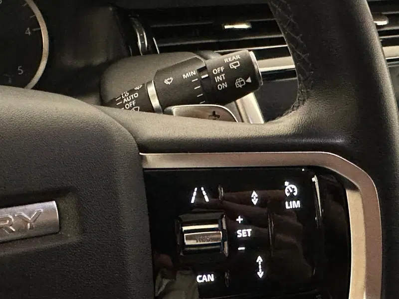 Land Rover Discovery Sport usata a Novara (13)