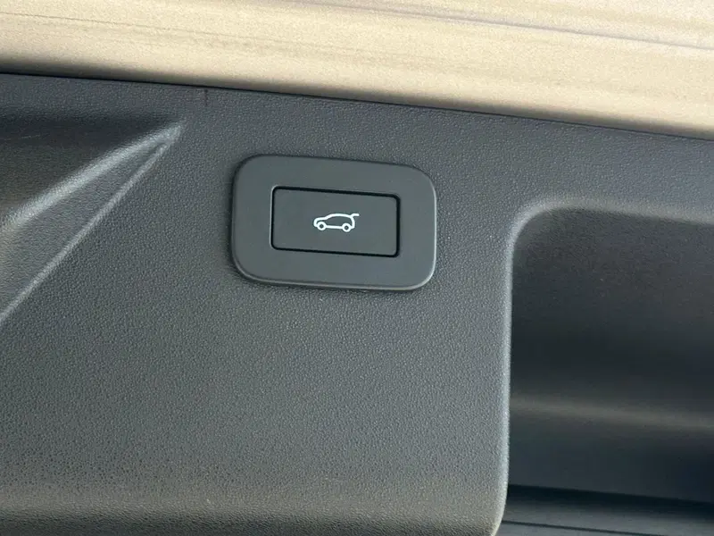 Land Rover Discovery Sport usata a Novara (19)