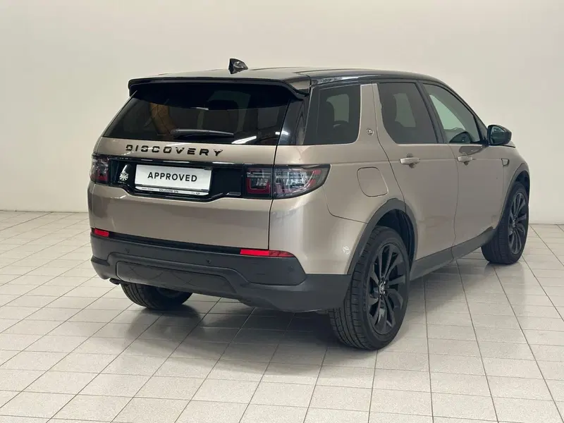 Land Rover Discovery Sport usata a Novara (2)