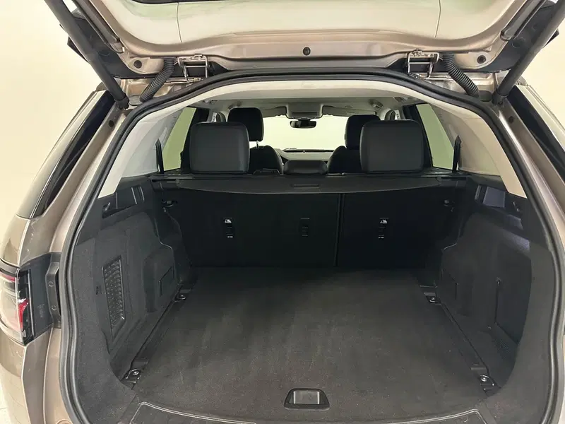 Land Rover Discovery Sport usata a Novara (20)