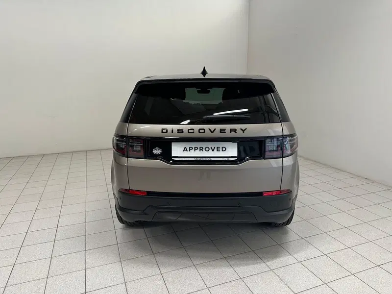 Land Rover Discovery Sport usata a Novara (7)