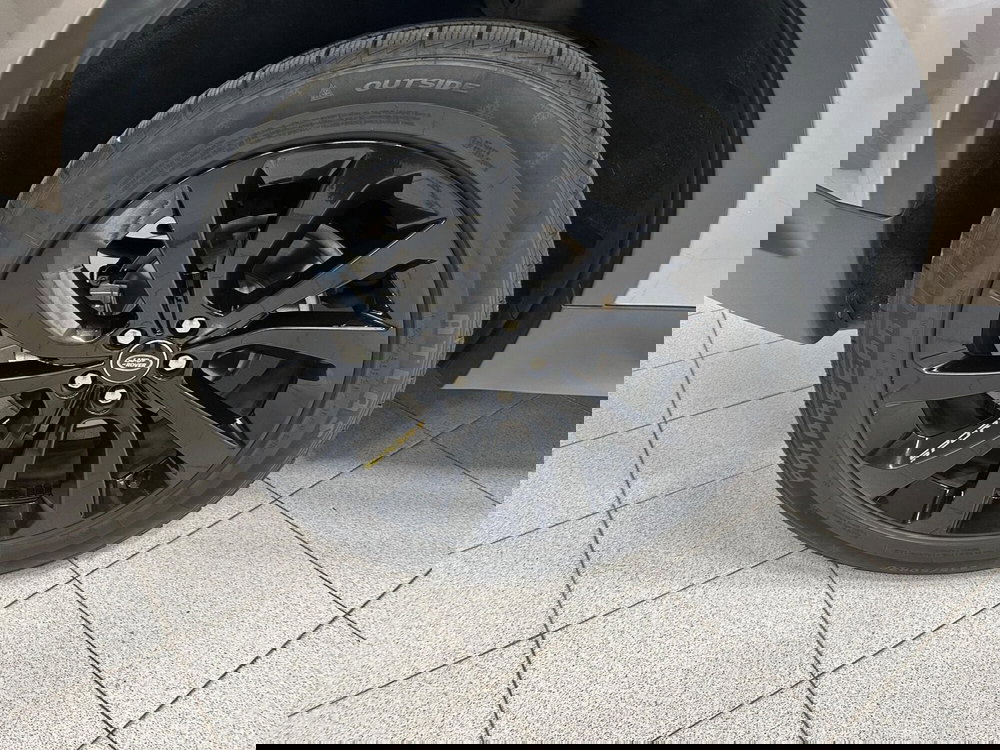 Land Rover Discovery Sport usata a Novara (9)