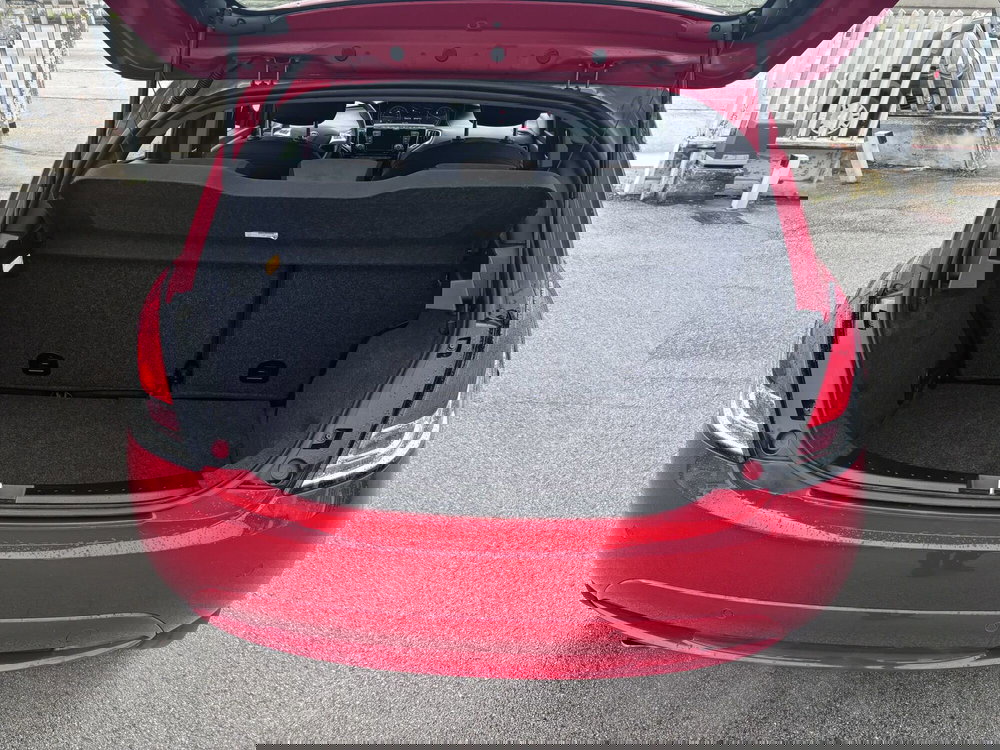 Lancia Ypsilon usata a Ancona (11)