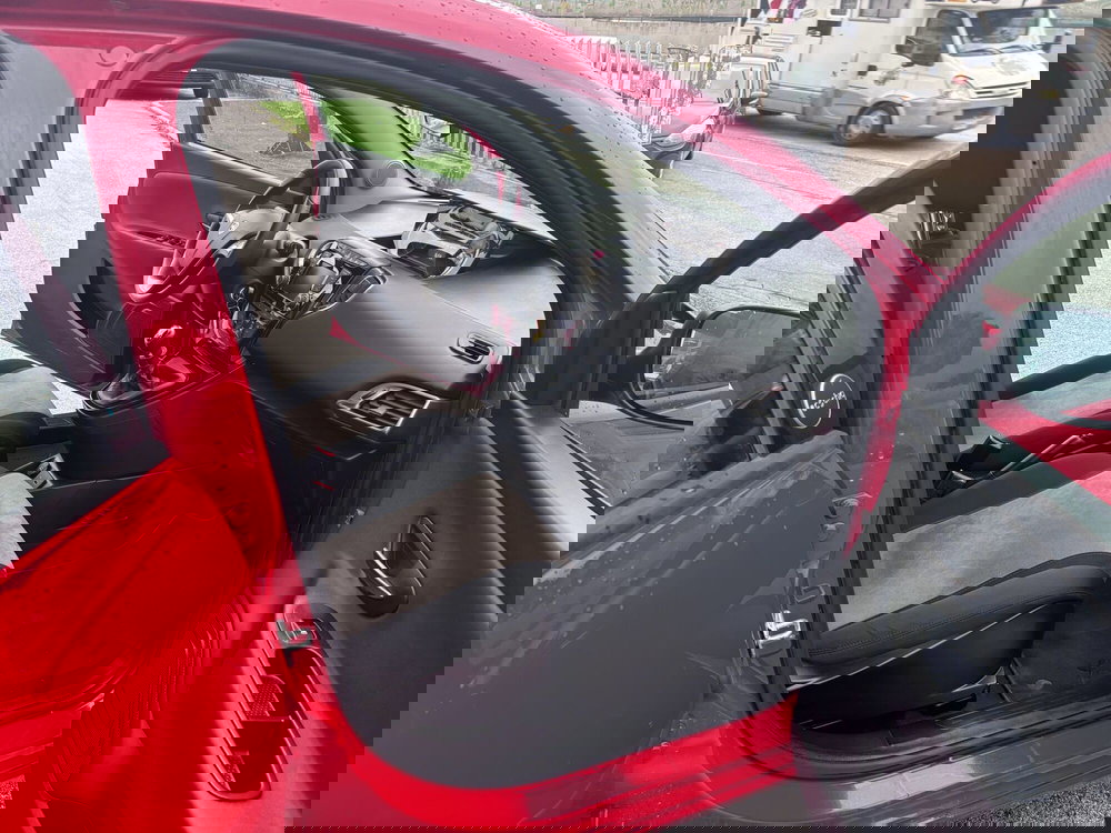 Lancia Ypsilon usata a Ancona (13)