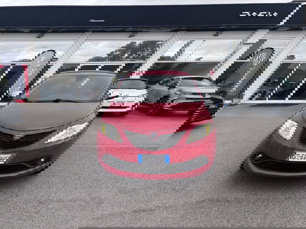 Lancia Ypsilon usata a Ancona (2)