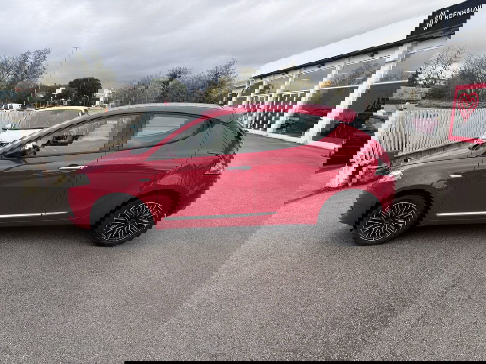 Lancia Ypsilon usata a Ancona (8)