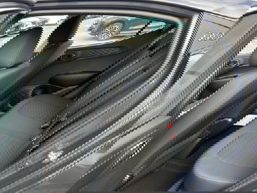 Hyundai i10 nuova a Latina (11)