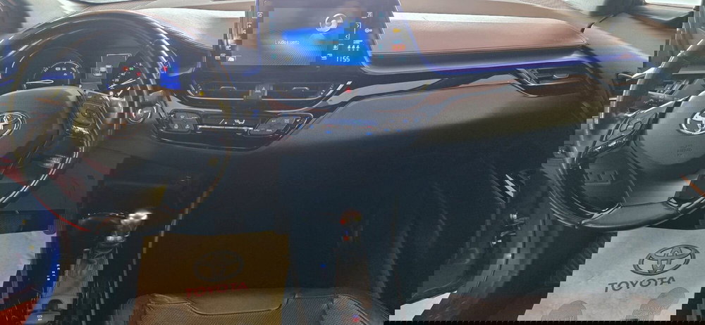 Toyota Toyota C-HR usata a Messina (9)