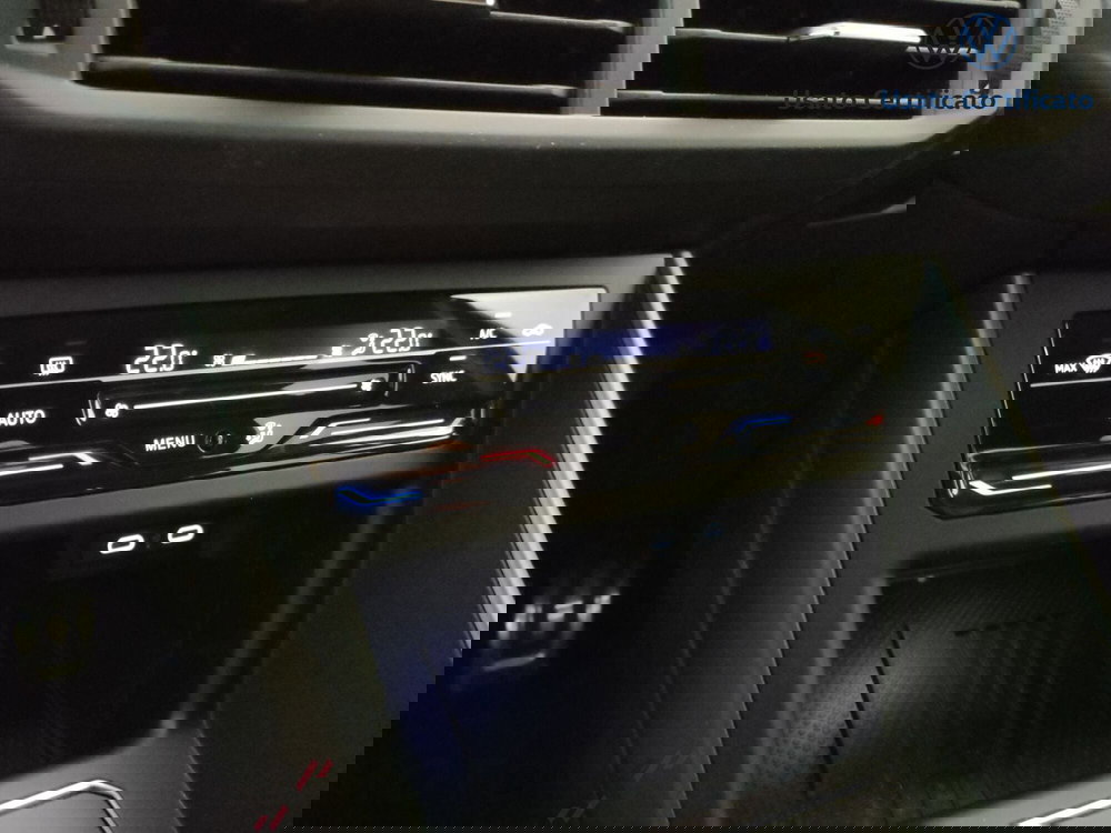 Volkswagen Taigo usata a Varese (13)