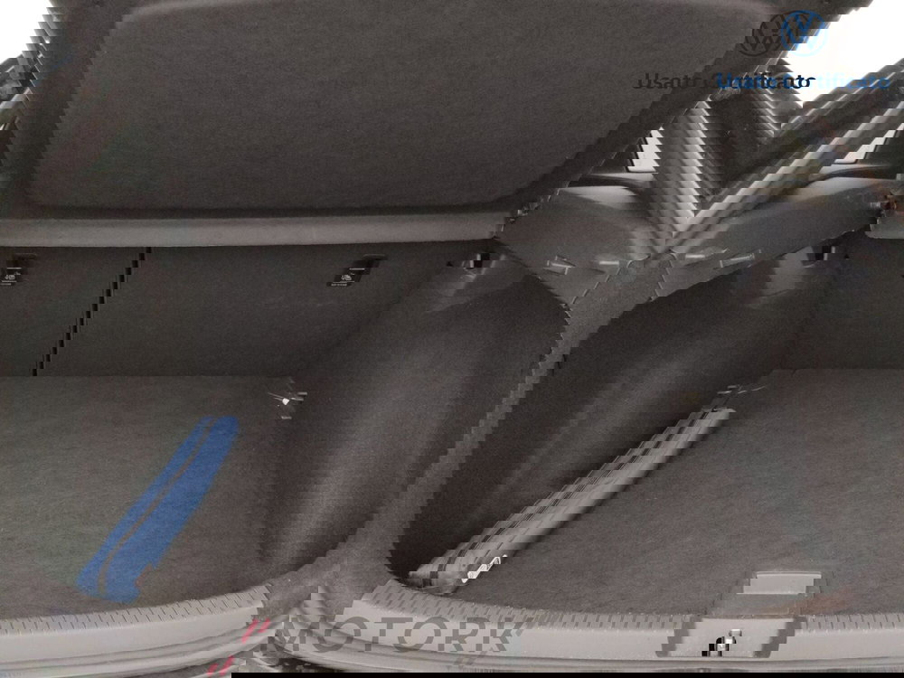 Volkswagen Taigo usata a Varese (9)