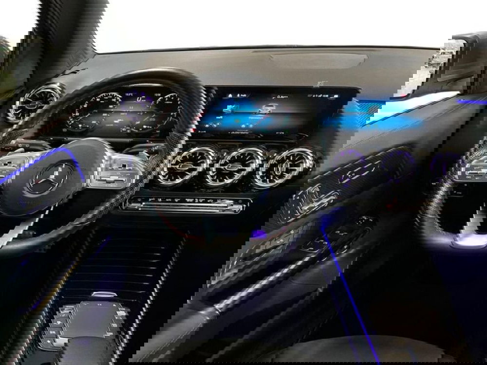 Mercedes-Benz GLA SUV usata a Napoli (11)