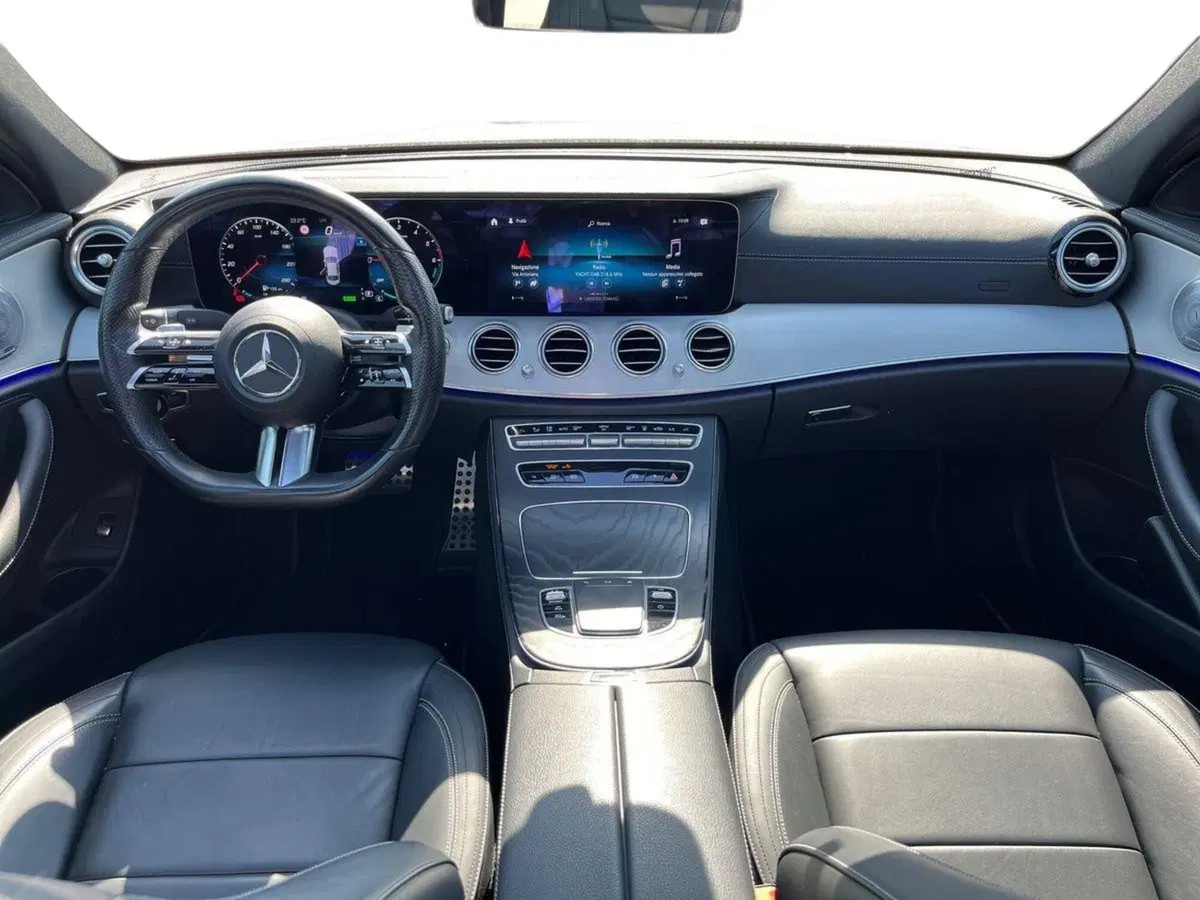 Mercedes-Benz Classe E usata a Napoli (11)