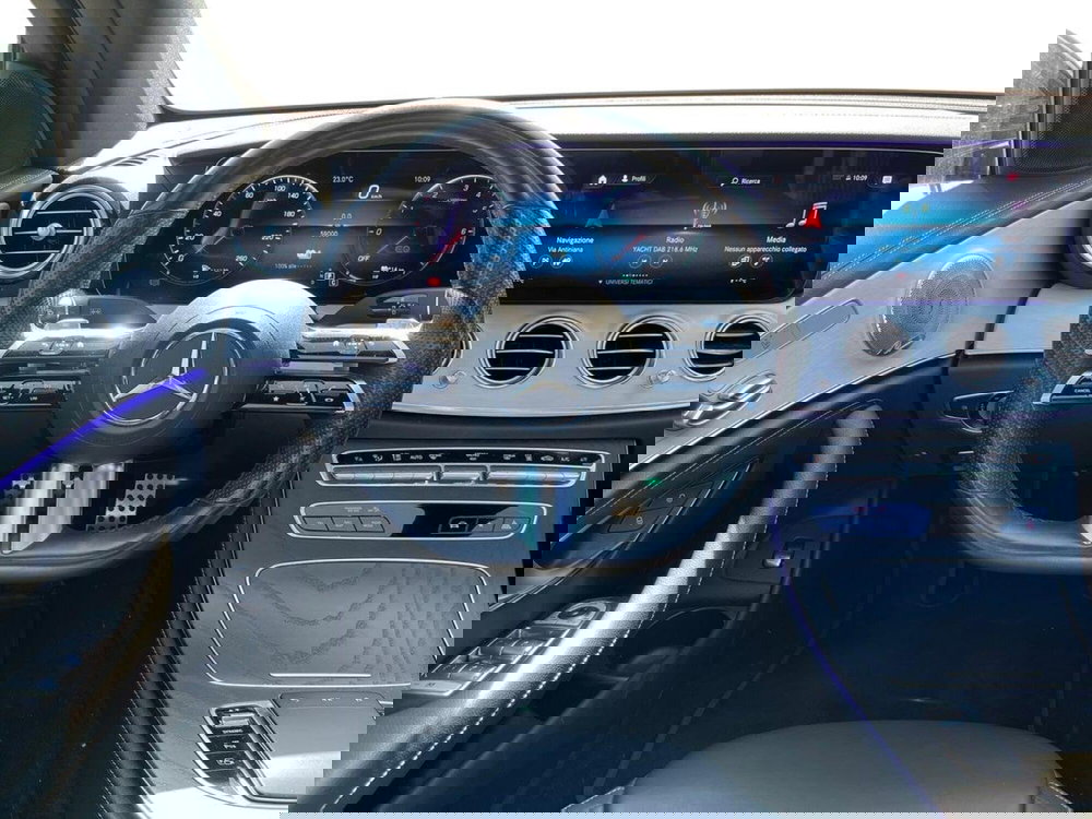 Mercedes-Benz Classe E usata a Napoli (12)