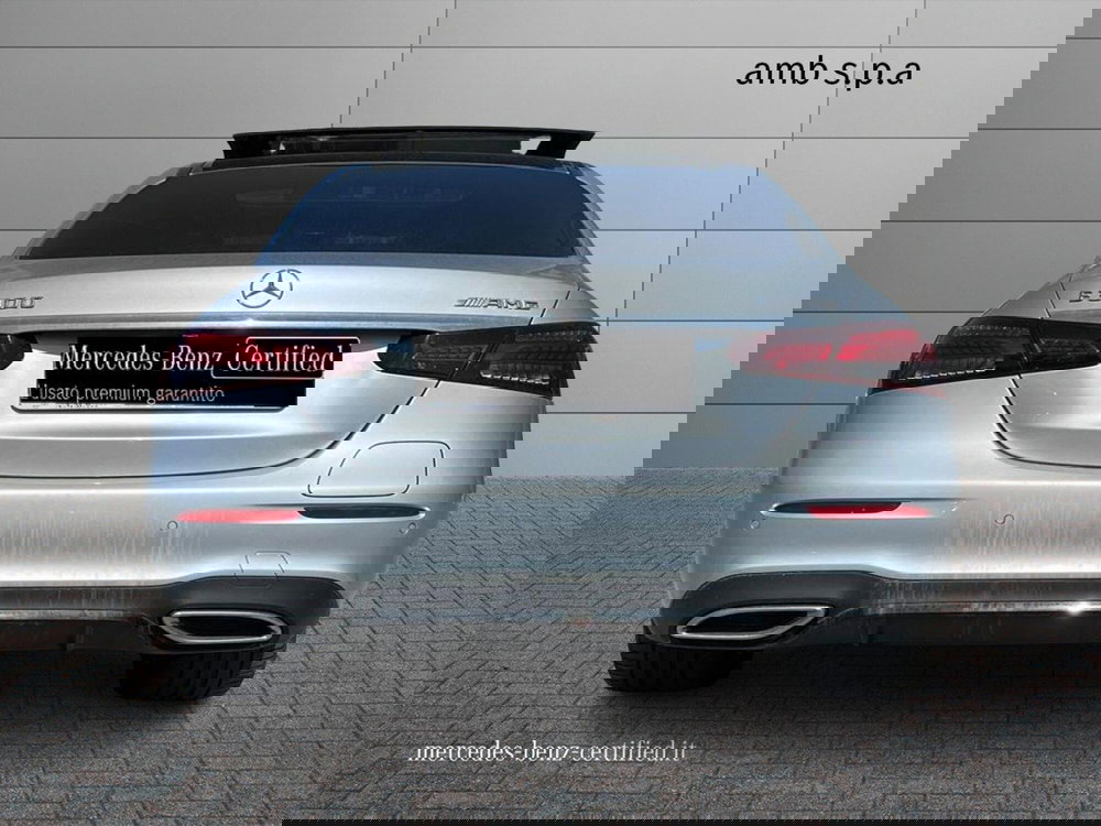 Mercedes-Benz Classe E usata a Napoli (4)