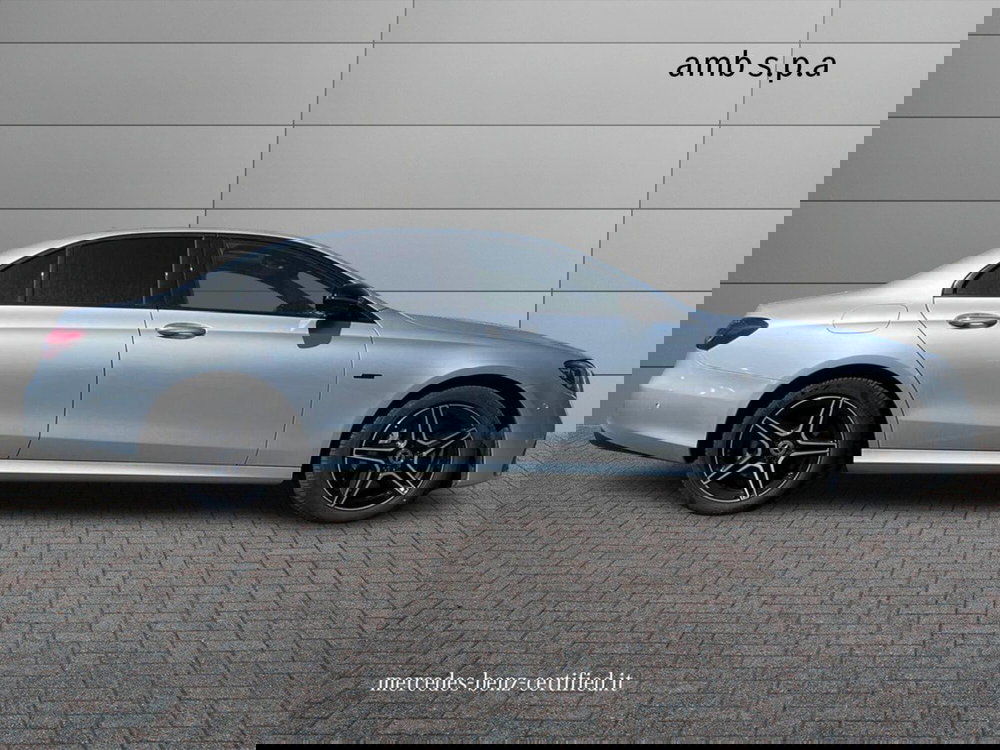 Mercedes-Benz Classe E usata a Napoli (5)