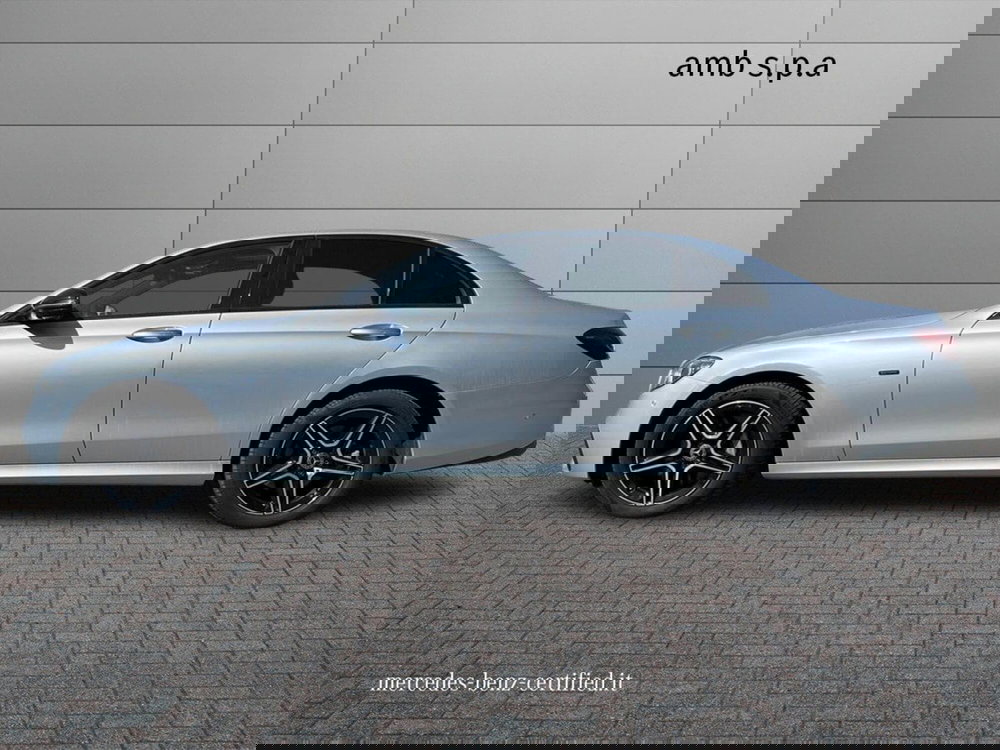 Mercedes-Benz Classe E usata a Napoli (6)