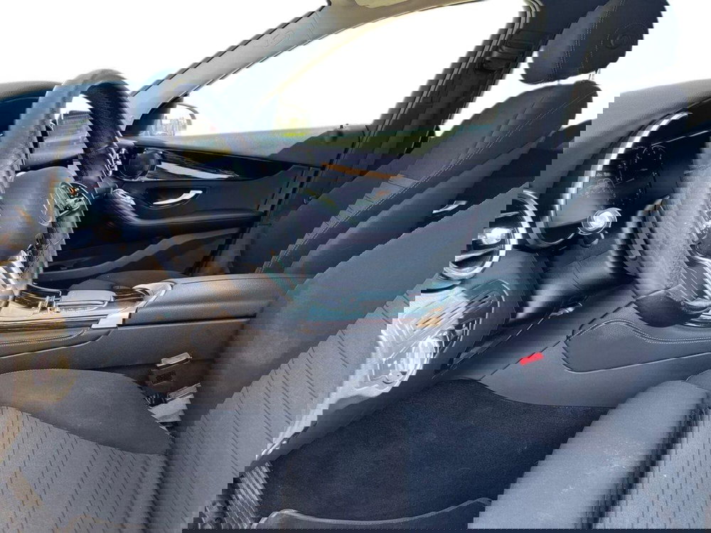 Mercedes-Benz GLC SUV usata a Napoli (10)