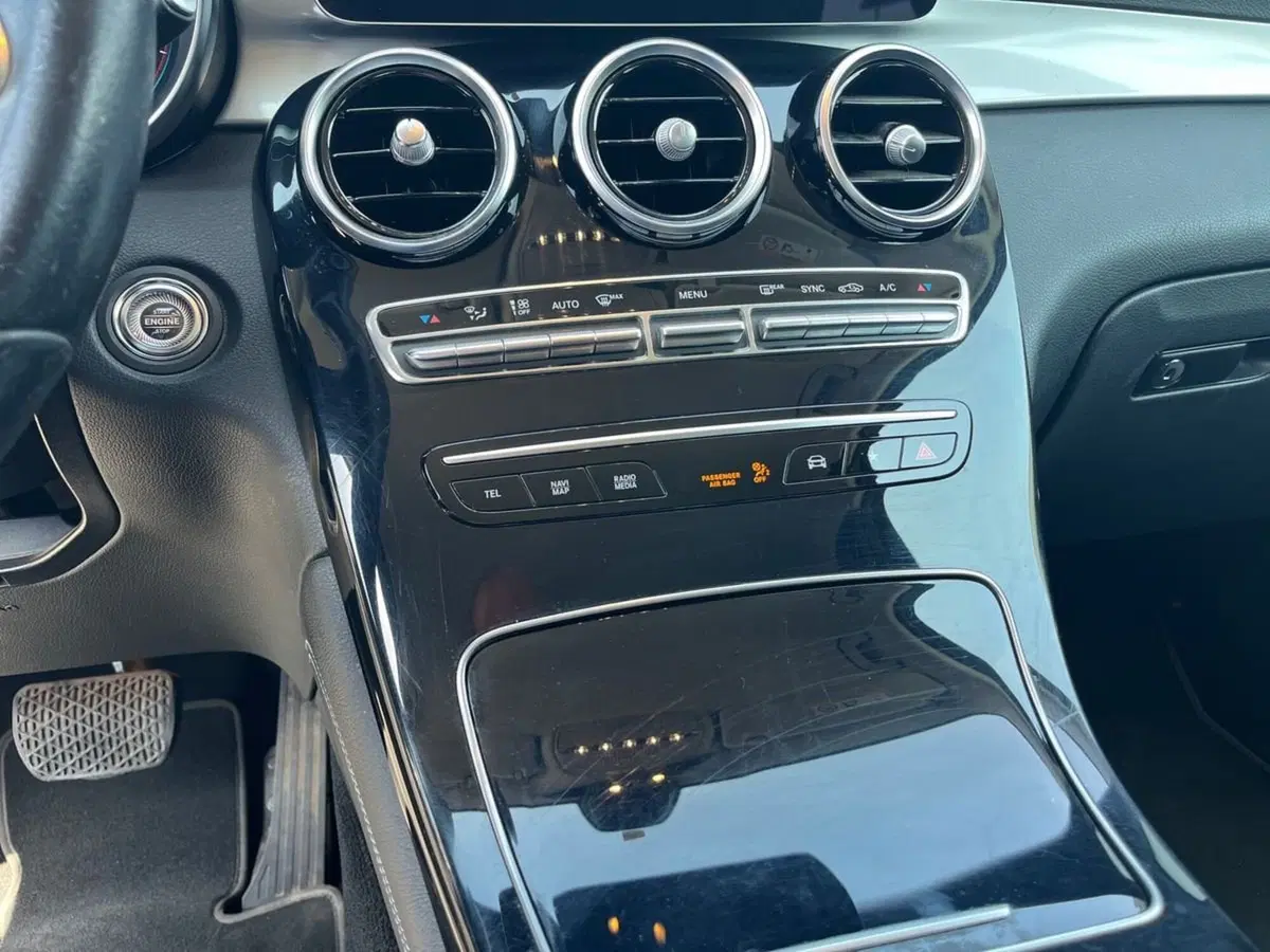Mercedes-Benz GLC SUV usata a Napoli (14)