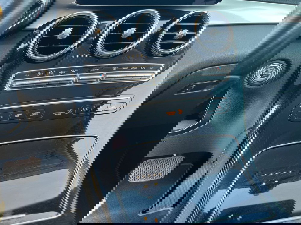 Mercedes-Benz GLC SUV usata a Napoli (14)