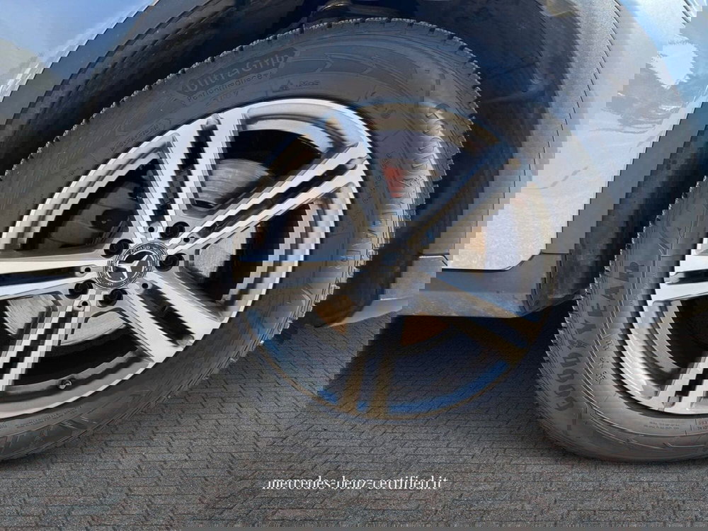 Mercedes-Benz GLC SUV usata a Napoli (17)