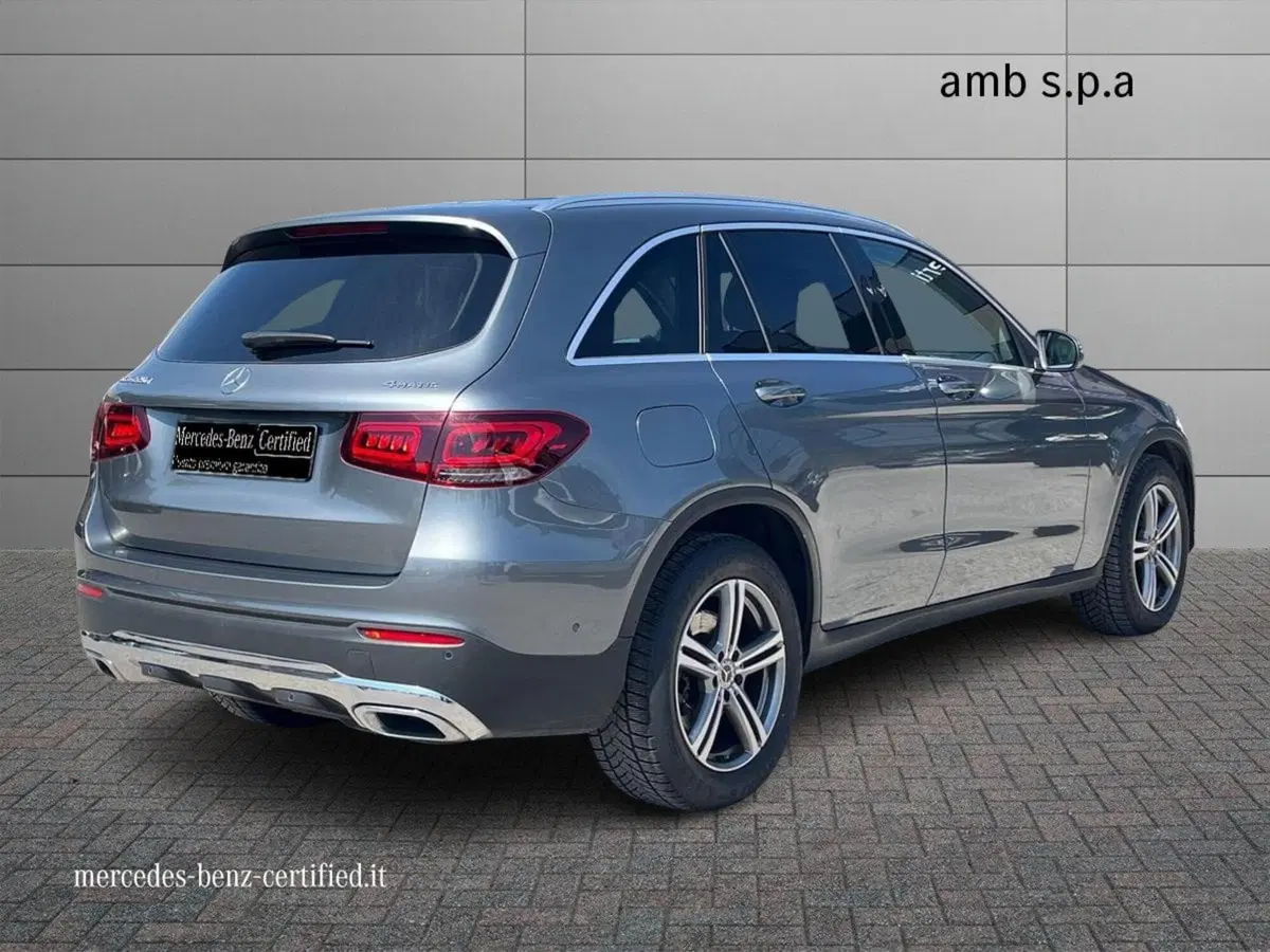 Mercedes-Benz GLC SUV usata a Napoli (2)