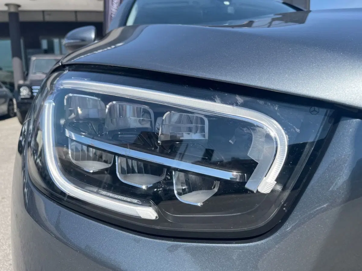 Mercedes-Benz GLC SUV usata a Napoli (7)