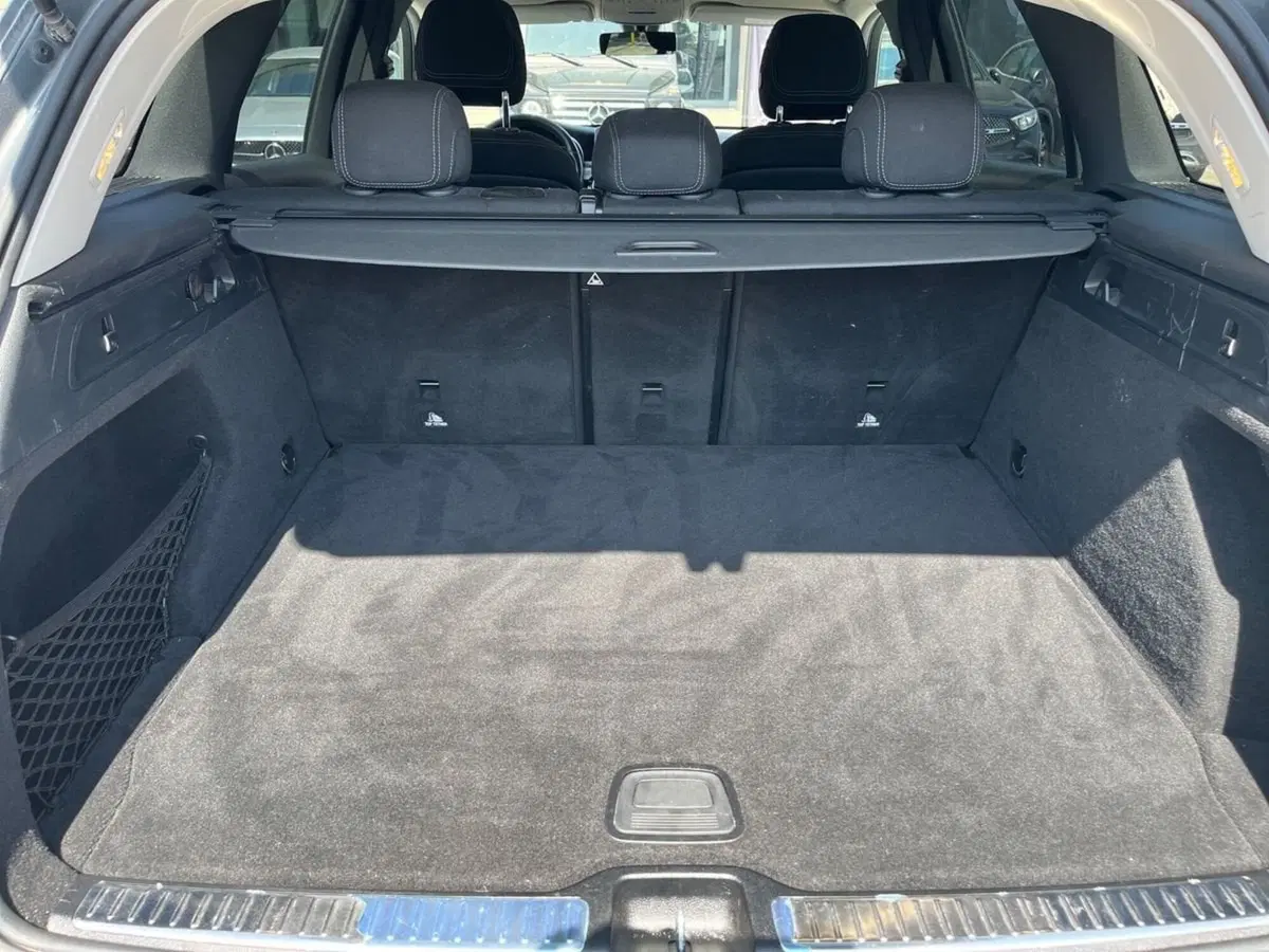 Mercedes-Benz GLC SUV usata a Napoli (8)