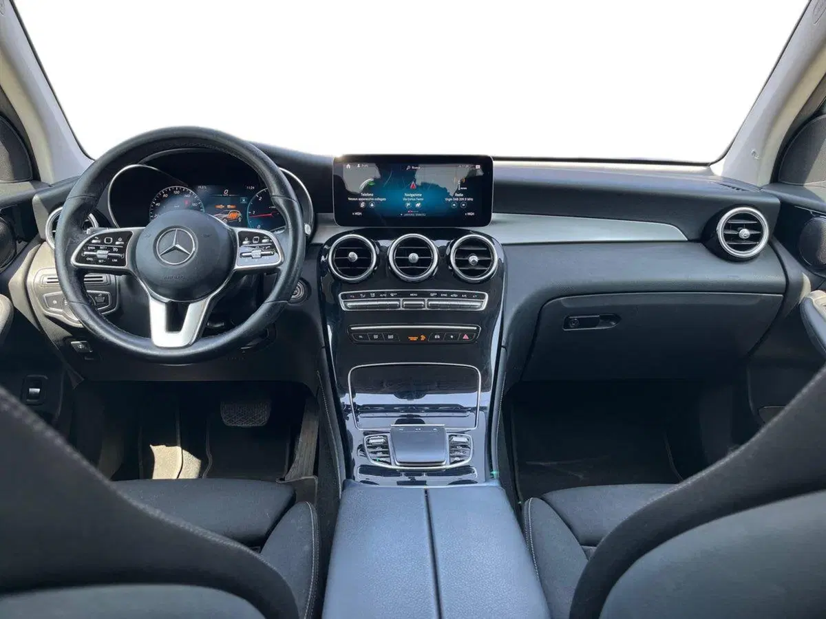Mercedes-Benz GLC SUV usata a Napoli (9)