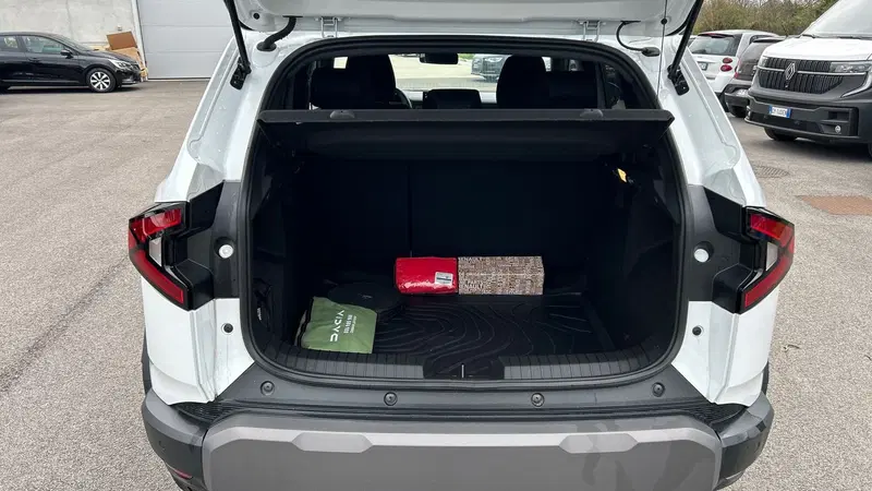 Dacia Duster usata a Padova (17)