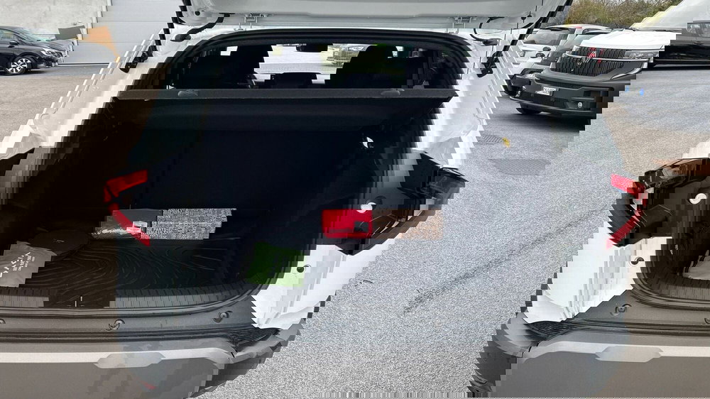 Dacia Duster usata a Padova (17)