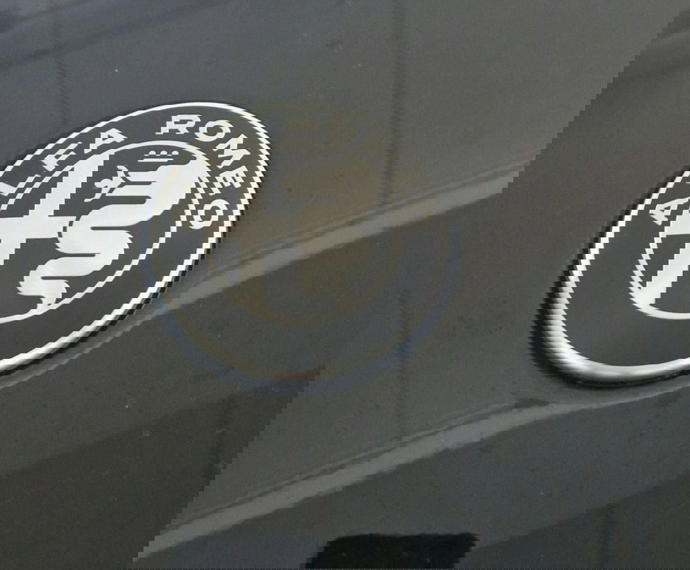 Alfa Romeo Junior usata a Terni (20)