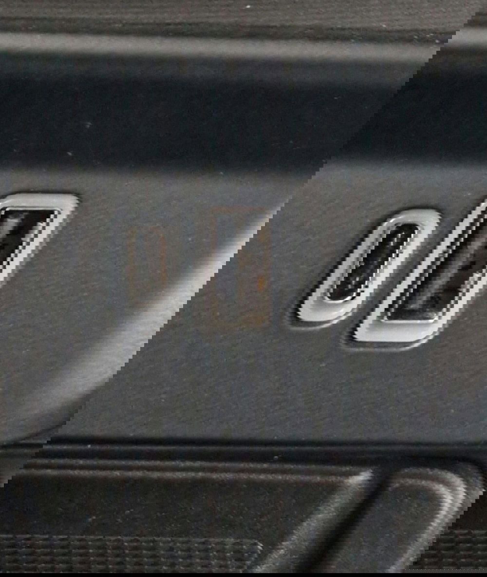 Alfa Romeo Tonale usata a Terni (13)