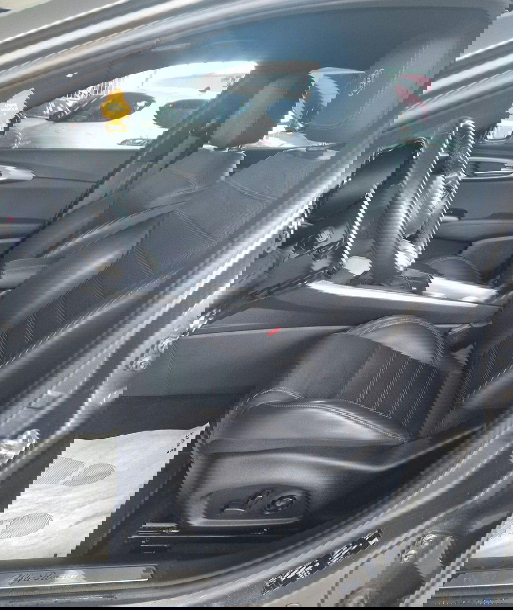 Alfa Romeo Tonale usata a Terni (7)