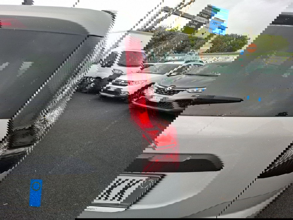 Dacia Jogger usata a Roma (10)