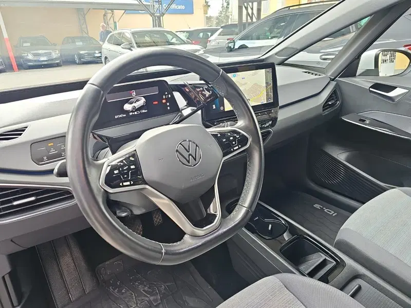 Volkswagen ID.3 usata a Lecco (9)