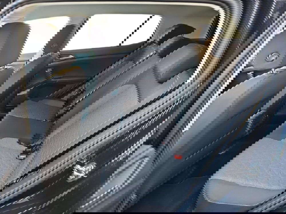 Volkswagen T-Cross usata a Lecco (11)