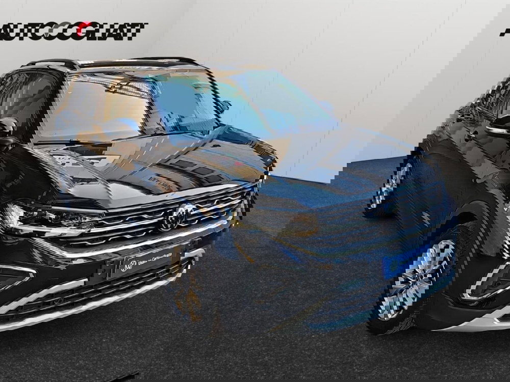 Volkswagen T-Cross usata a Lecco (3)