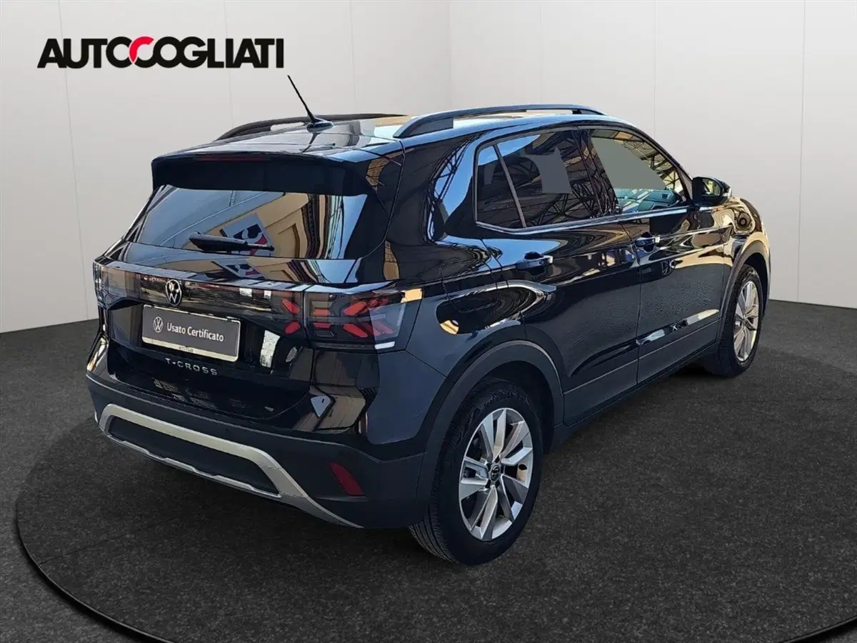 Volkswagen T-Cross usata a Lecco (4)