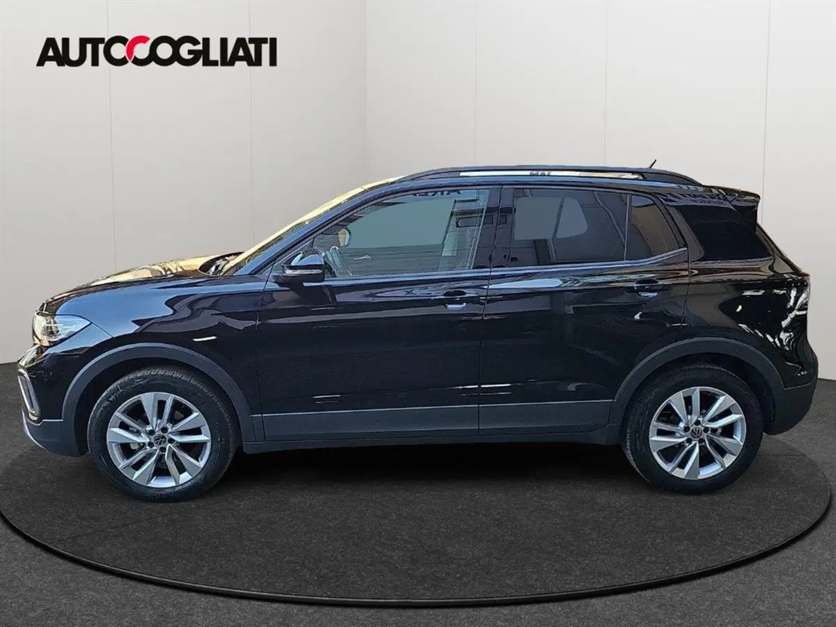 Volkswagen T-Cross usata a Lecco (6)