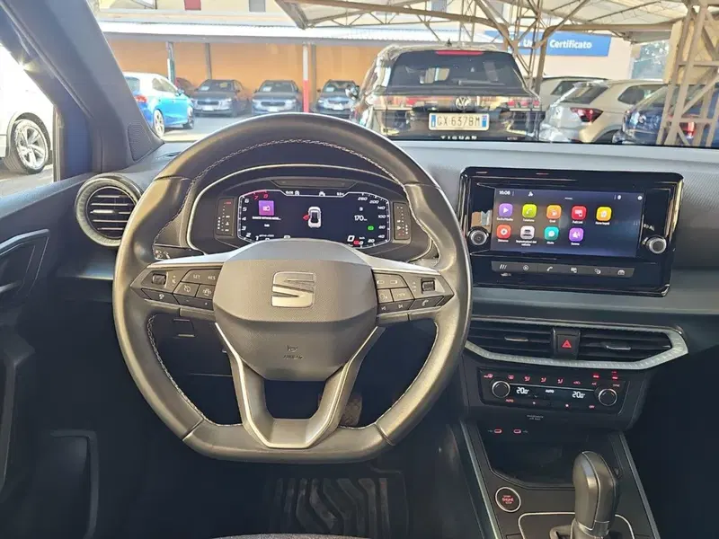 SEAT Arona usata a Lecco (10)