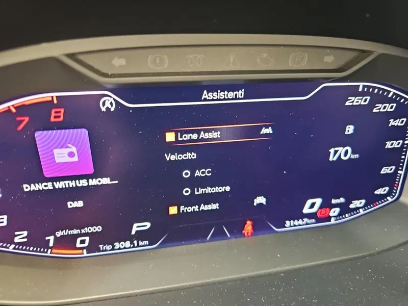 SEAT Arona usata a Lecco (15)