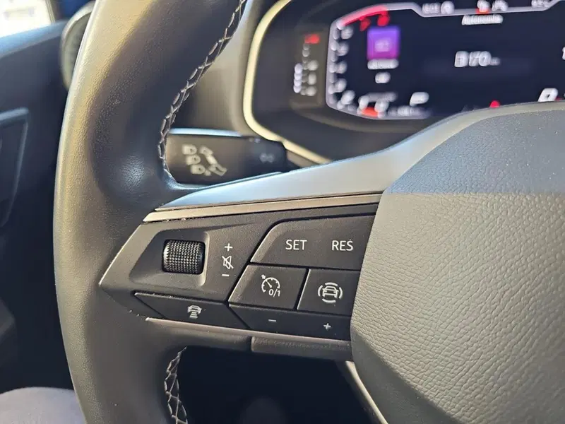 SEAT Arona usata a Lecco (16)